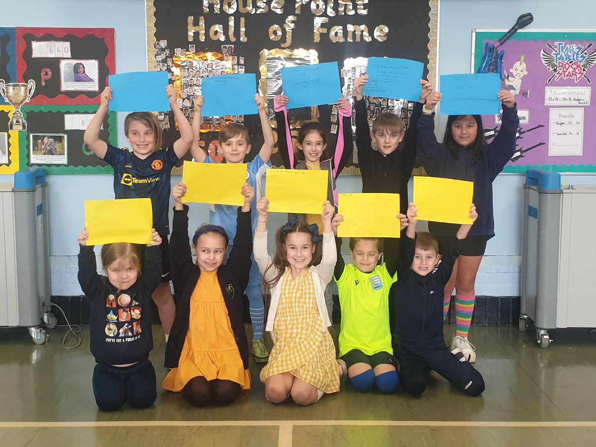 SpringfieldPri2's tweet photo. We have taken some time today to think about the people suffering in Ukraine. #WeStandWithUkraine #springfieldcares https://t.co/PnIZodkckk