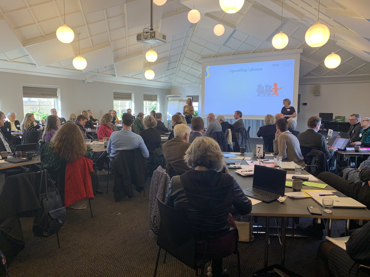 RegionSJ_DNS's tweet photo. KICK OFF arrangement: 
Sundhedssamarbejde mellem kommuner, almen praksis, sygehuse og @regionsjaelland på baggrund af ”Aftale om sammenhæng og Nærhed (sundhedsklynger)”. Tak til alle for dialog, ideer og engagement! Dette særlige samarbejde skal og vil gavne borgerne. https://t.co/tH7fRbROLq