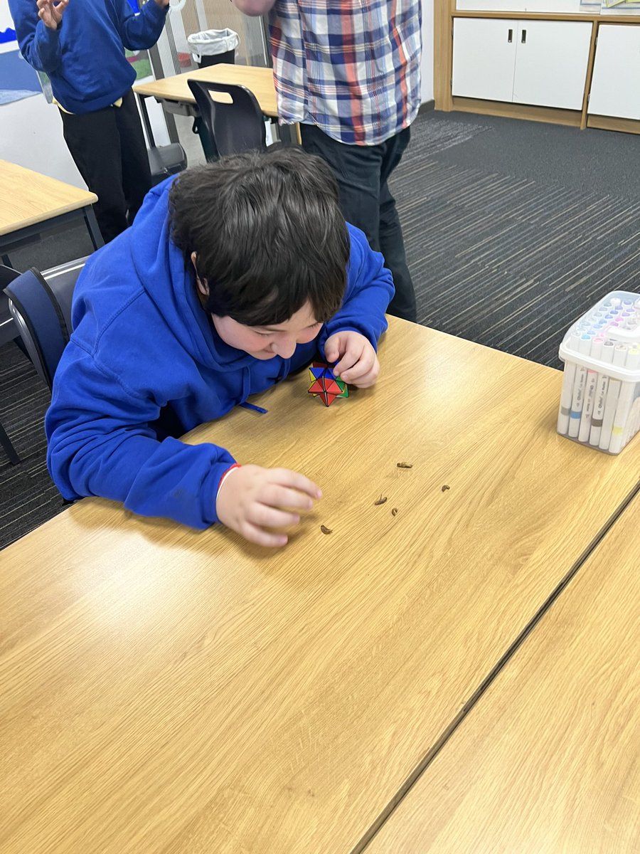 StBrendansYoker's tweet photo. P7b enjoyed a fantastic talk from Dr J. Butcher from Glasgow Caledonian University about his job in Food Science. We looked at protein sources 🦗 and  discussed how to get into a job in the Sciences.
@ScienceWeekUK @DYWglasgow @STEMglasgow @foodbioGCU @GCU_BIO #BSW22 https://t.co/vaocWYHpAq