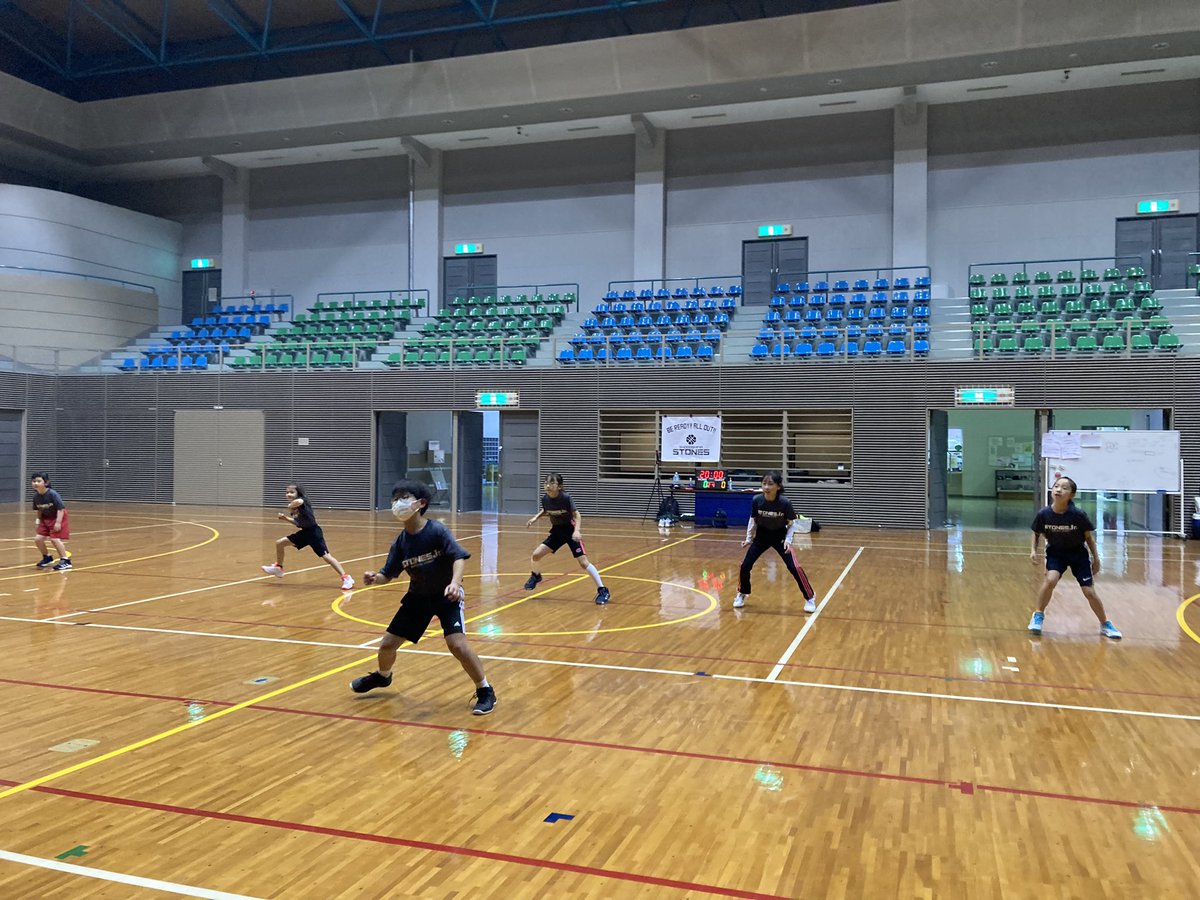 stonesjr_b_ball's tweet photo. 2022.3.10(Thr)
【エンジョイクラス】
元気の良さが素晴らしい!!
風船のドリブルメニューには苦戦!
それでもみんなのチャレンジをやめない姿、ナイスです!
#夢中のキッカケ
#STONESJr
#ストーンズジュニア
#バスケットボールスクール
#小豆島STONES
#小豆島スポーティーズ
#エンジョイクラス https://t.co/TryXc8C2vq