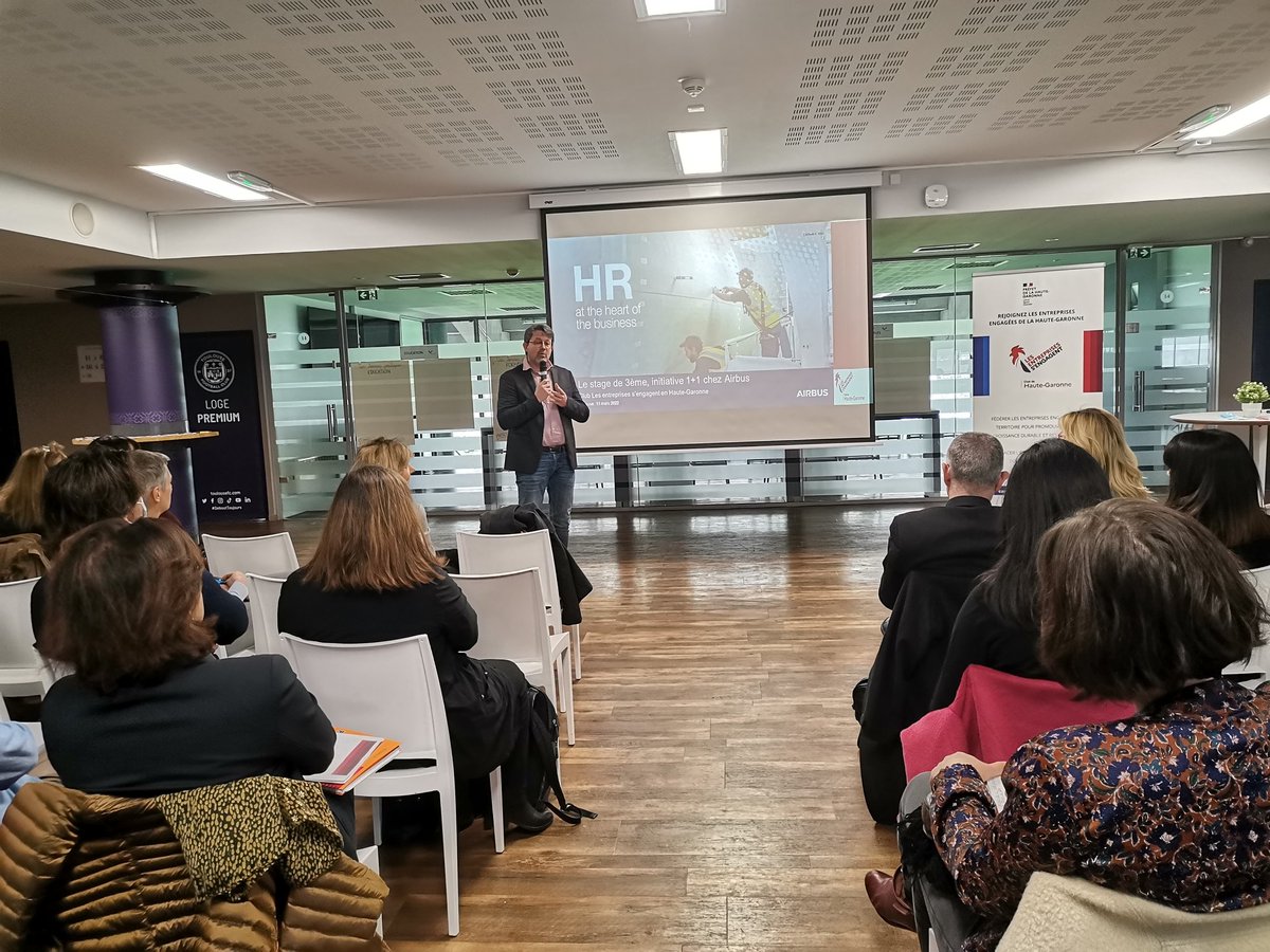 MEDEF31's tweet photo. Matinale avec les entreprises leaders et membres du club des entreprises s'engagent en Haute-Garonne @LesEsengagent
Placer l'emploi au cœur de l'inclusion un engagement fort pour le #medef31 @FACEToulouse
@StLesenechal @JimenezValrie2 @PrefetOccitanie @TlseMetropole @t_costes https://t.co/ddbEZAS0uQ