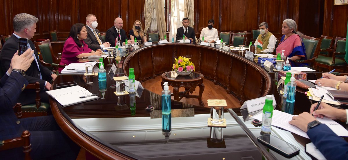FinMinIndia's tweet photo. Union Finance Minister Smt. @nsitharaman and Ms. @mary_ng , Canadian Minister of International Trade, Export, Small Business &amp; Economic Development met today in New Delhi. (1/3)

@HCI_Ottawa https://t.co/BOsMgzaeIu