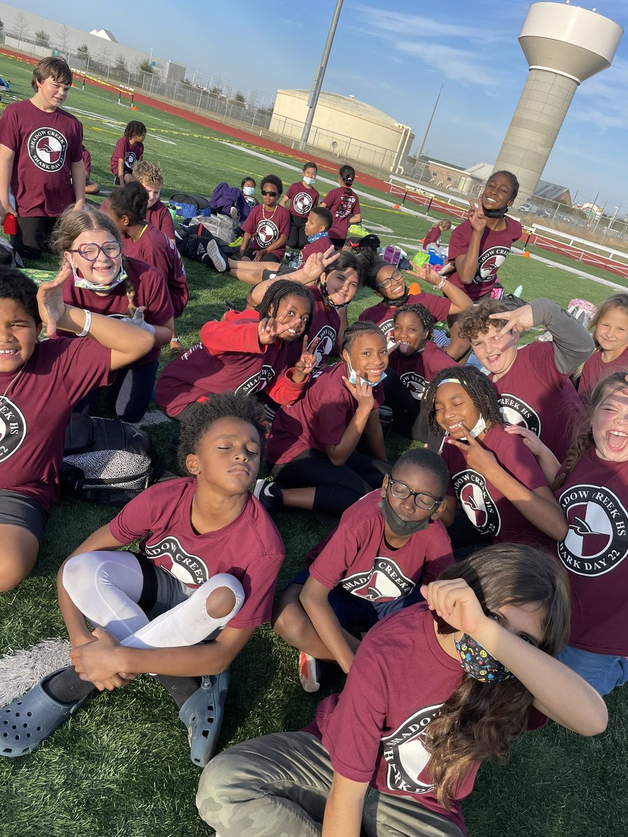 MarekMarlinsArt's tweet photo. Our kids were incredible at Shark🦈 Day! Way to go, Bulldogs! 💙🐾 Thank you to @alcodray_duke and @mzjonesclass for prepping our kids for success! @DukeElem @AlvinISD https://t.co/f9OoaxaUsr