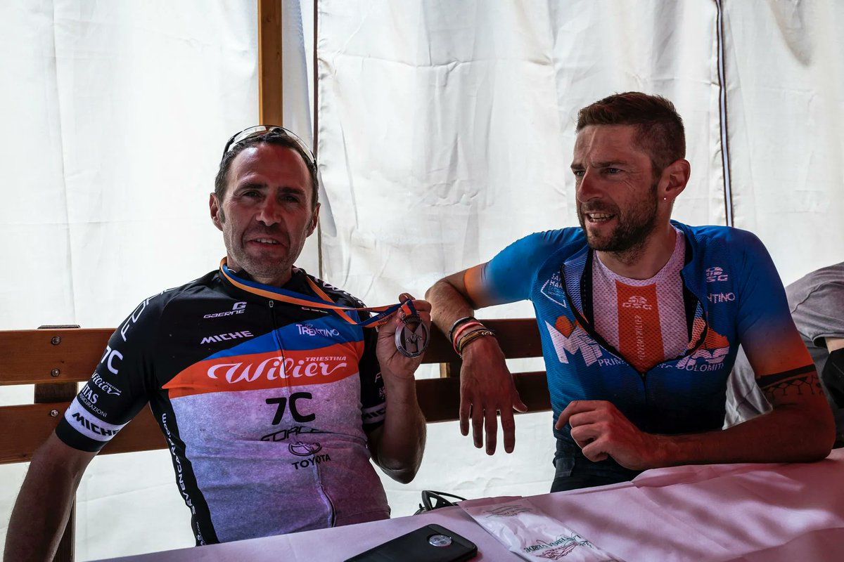 leonardi_racing's tweet photo. RT @squadrawilier : La #Wilier 7C Force sarà al via con tre coppie alla mitica @CapeEpic, in Sudafrica. Con un duo inedito: Massimo #Debertolis sarà in gara con le due volte vincitore del @giroditalia Gilberto #Simoni. Leggi la ne… https://t.co/GVsD5wZafy https://t.co/HNsV1ryupo