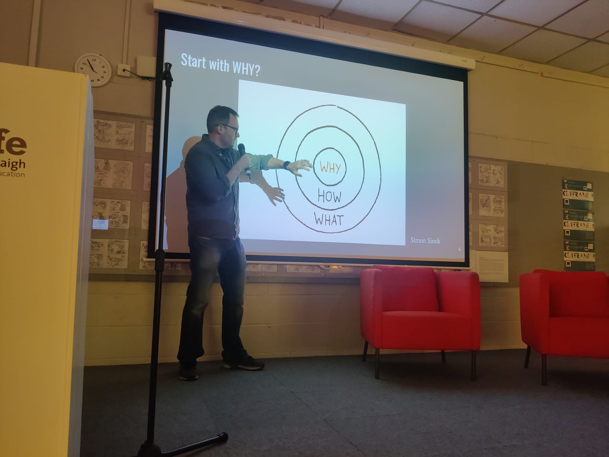 dhulaigh's tweet photo. Thanks again to @aidanmcateer from @BrownBagFilms for giving his talk on "Visual Storytelling in Animation"
#Keyframe8 #animation https://t.co/VNLqy4rkoR