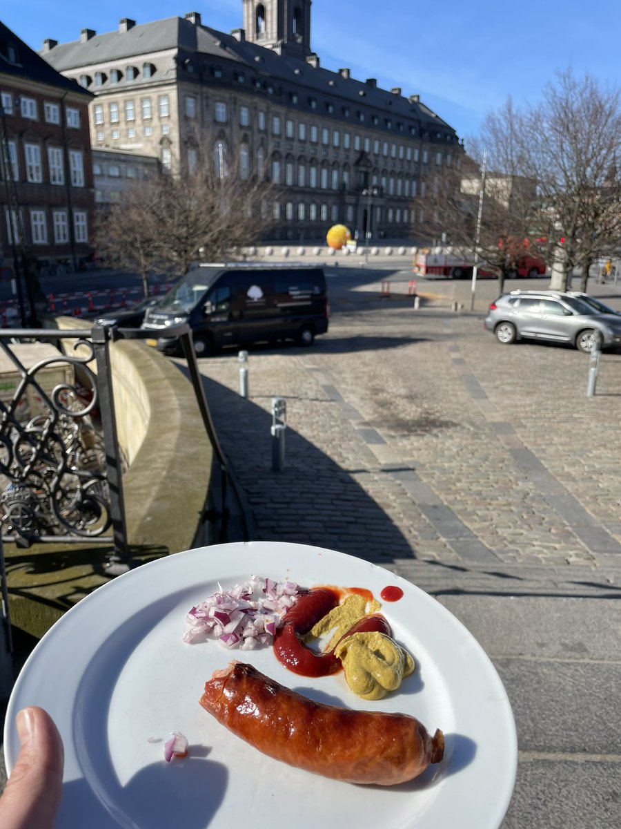 Jes Brinchmann tweet media