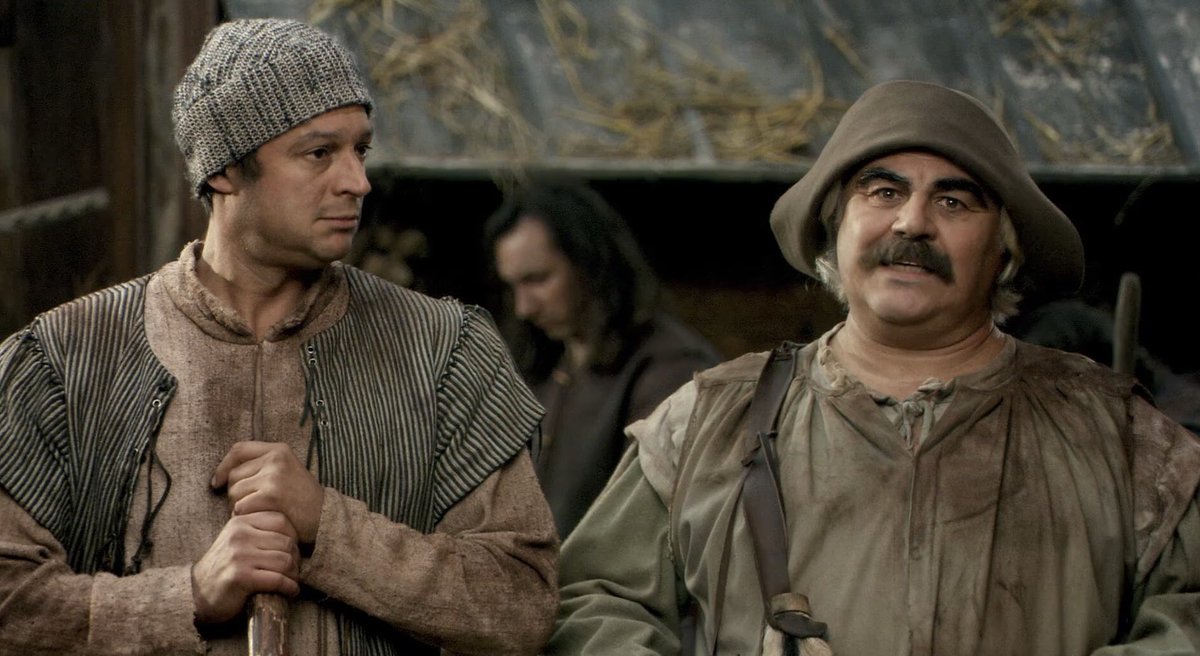 Kaamelott_'s tweet photo. Vous avez tué ma poule ?! Vous êtes pas un peu marteau, vous ? Parce que moi ça y est, j'ai les nerfs qui commencent à vriller ! 
Moi je bondis comme ça, et je vous arrive dessus en piqué diagonal. Et là c'est l'hymne à la cruauté, hein, un autel dressé au culte de la barbarie ! https://t.co/FqHo8lN57s