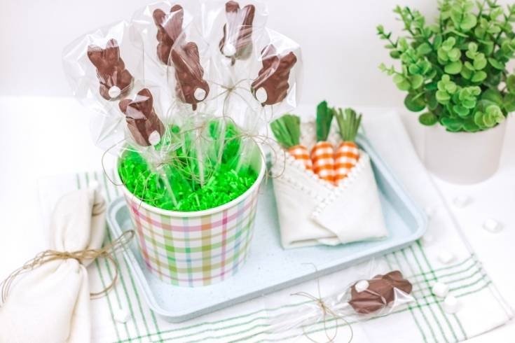 soapdeli's tweet photo. Spring has never looked better! Learn how to make these cute chocolate dipped marshmallows as a fun party treat or Easter basket surprise. Learn to make them now. https://t.co/pGZMa0edgE
#diyeaster #springtime #partyrecipes https://t.co/Qo32pa45Zw