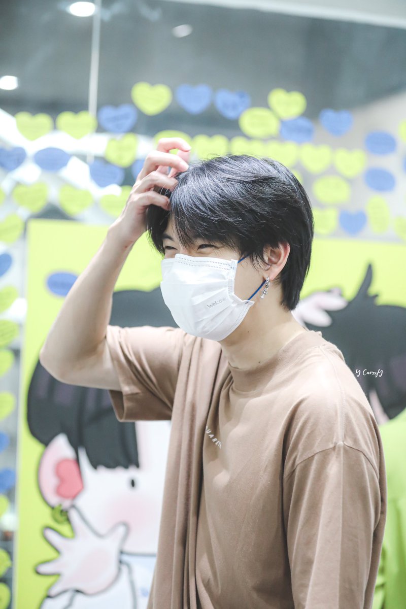 y_crazyY_'s tweet photo. ปล่อยรูป คนหล่อ #หยิ่นหล่อมาก
  @yinyin_anw #yinyin_anw https://t.co/QhI1XhMZVX