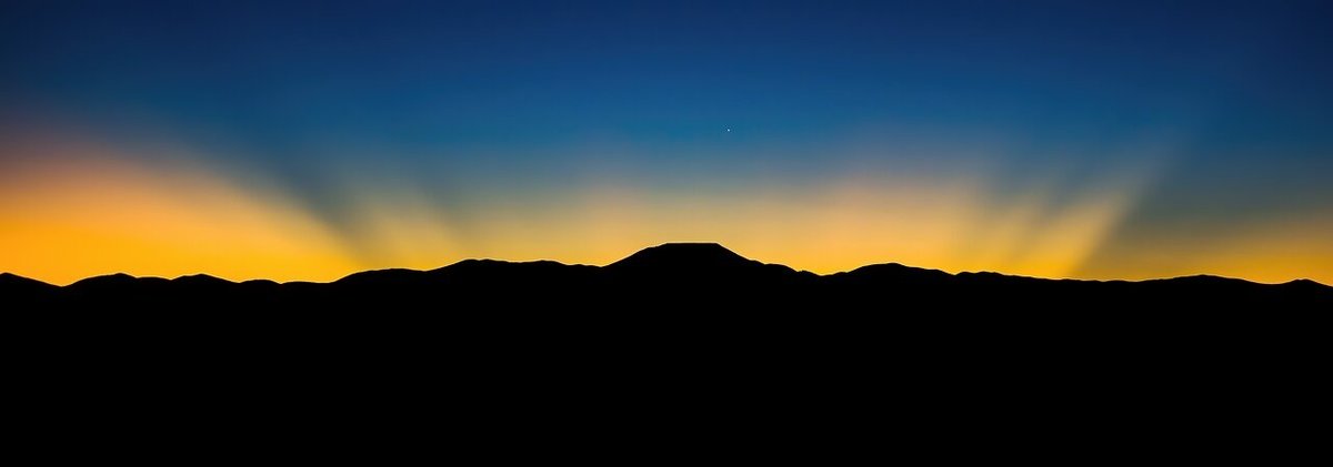 ESO's tweet photo. Due to the war in Ukraine, to support our colleagues in the scientific community and their families, ESO is announcing a Special Visitor Programme for Scientists working in Ukraine, with travel covered and accommodation provided.

🔗 https://t.co/B00VwJLpBj

📷 @ESO / G. Hüdepohl https://t.co/a7sSvhgDFO