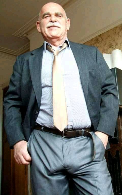 ♠OsosMaduros2♠ (@hmmaduros2) on Twitter photo 