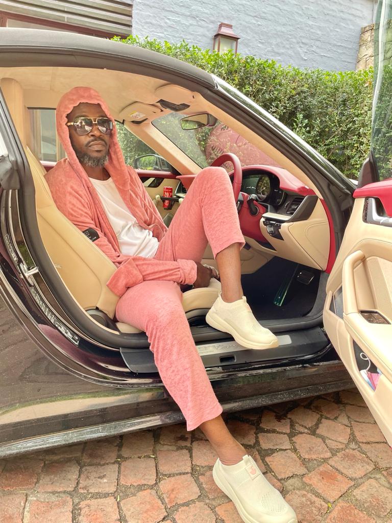 Happy birthday the international DJ, Black Coffee! 