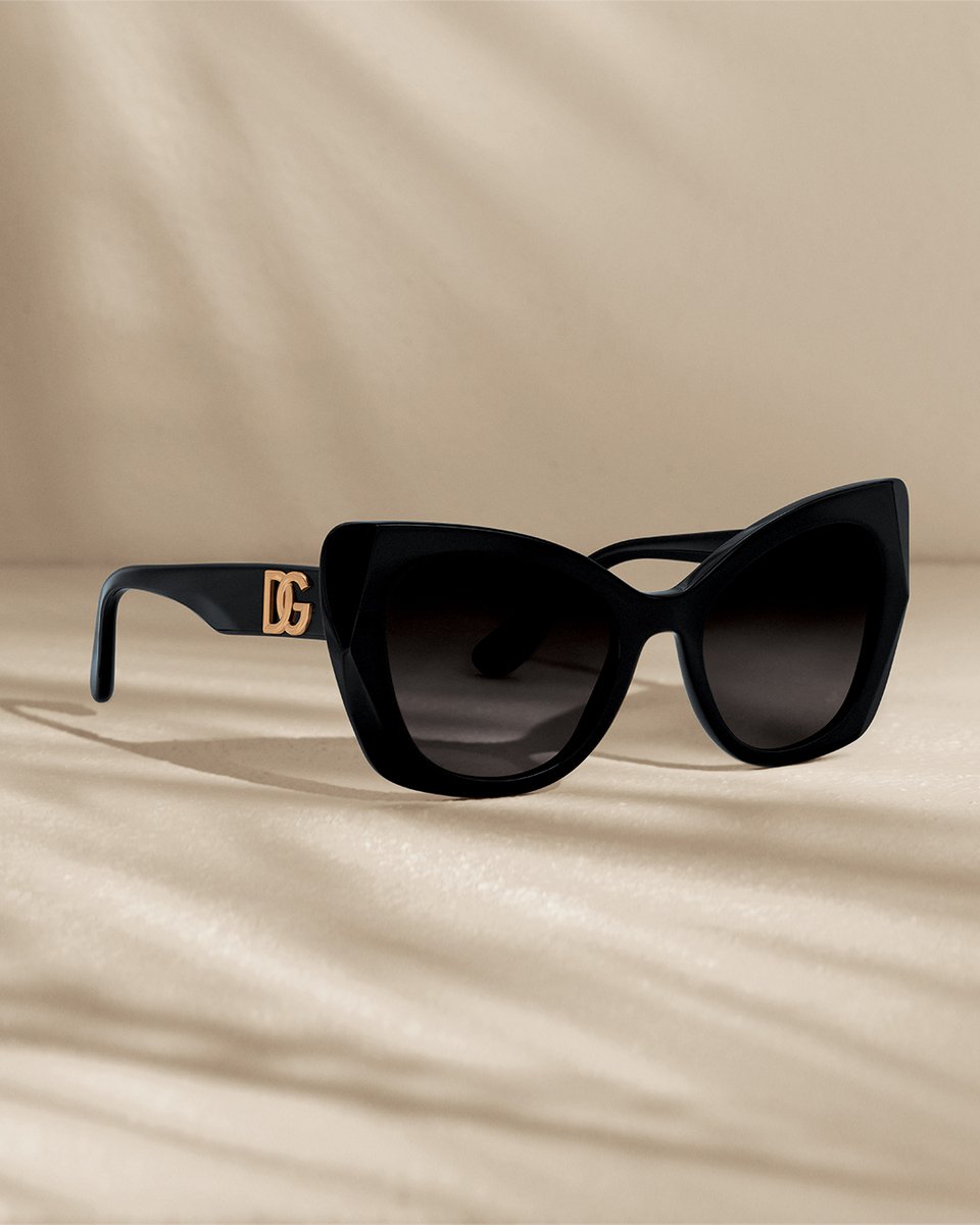 dolcegabbana's tweet photo. Introducing the new #DGEyewear SS22 Collection: bold and sensual with a powerful identity, the #DGCrossed sunglasses celebrate modernity and tradition with timeless elegance and the unmistakable #DGDNA. https://t.co/5lvdxlAK0d