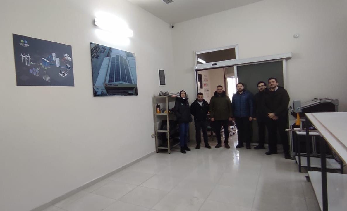 cleangascenter's tweet photo. Cleangas Türkiye Laboratuvarımızda doğal gaz hattına hidrojen enjeksiyonu testlerine ek olarak biyogaz ve biyometan enjeksiyonu testlerimize de başladık.

#hidrojen
#renewablegas
#biyogaz
#biyometan https://t.co/7Y3P7qVP60