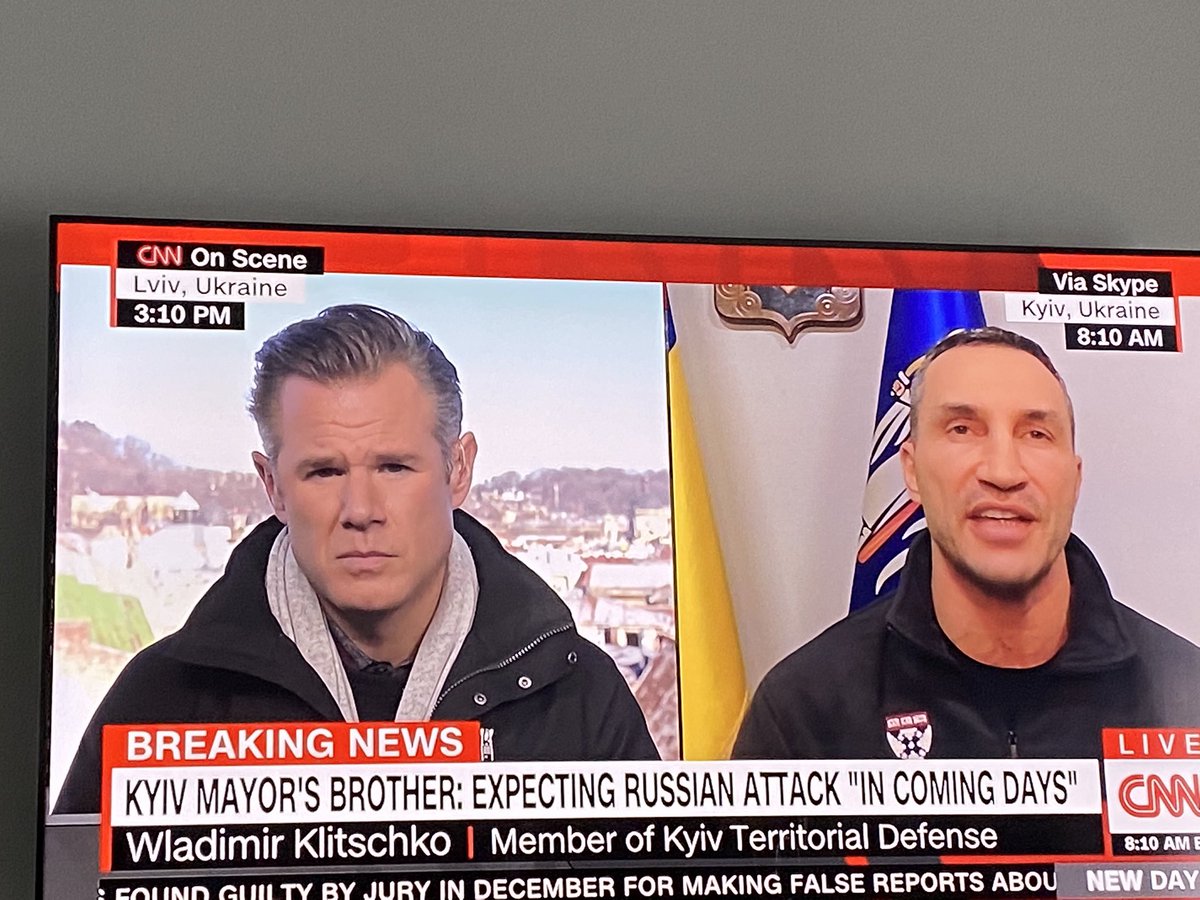 GreekReaper21's tweet photo. @CNN @cnni @cnnbrk your time is off it’s not 8:10 am in Kyiv while Lviv is at 3:10pm. Someone failed at there job. https://t.co/M01qBwnbVD