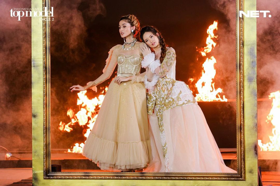 skandal_Bright's tweet photo. Gpp sih ga juara yg penting red karpet paling shining, run away paling stunning, good atitude.
Faradina tetap juara sih dihati gw.
#savefaradina
#intm https://t.co/1dqrhdXpdx