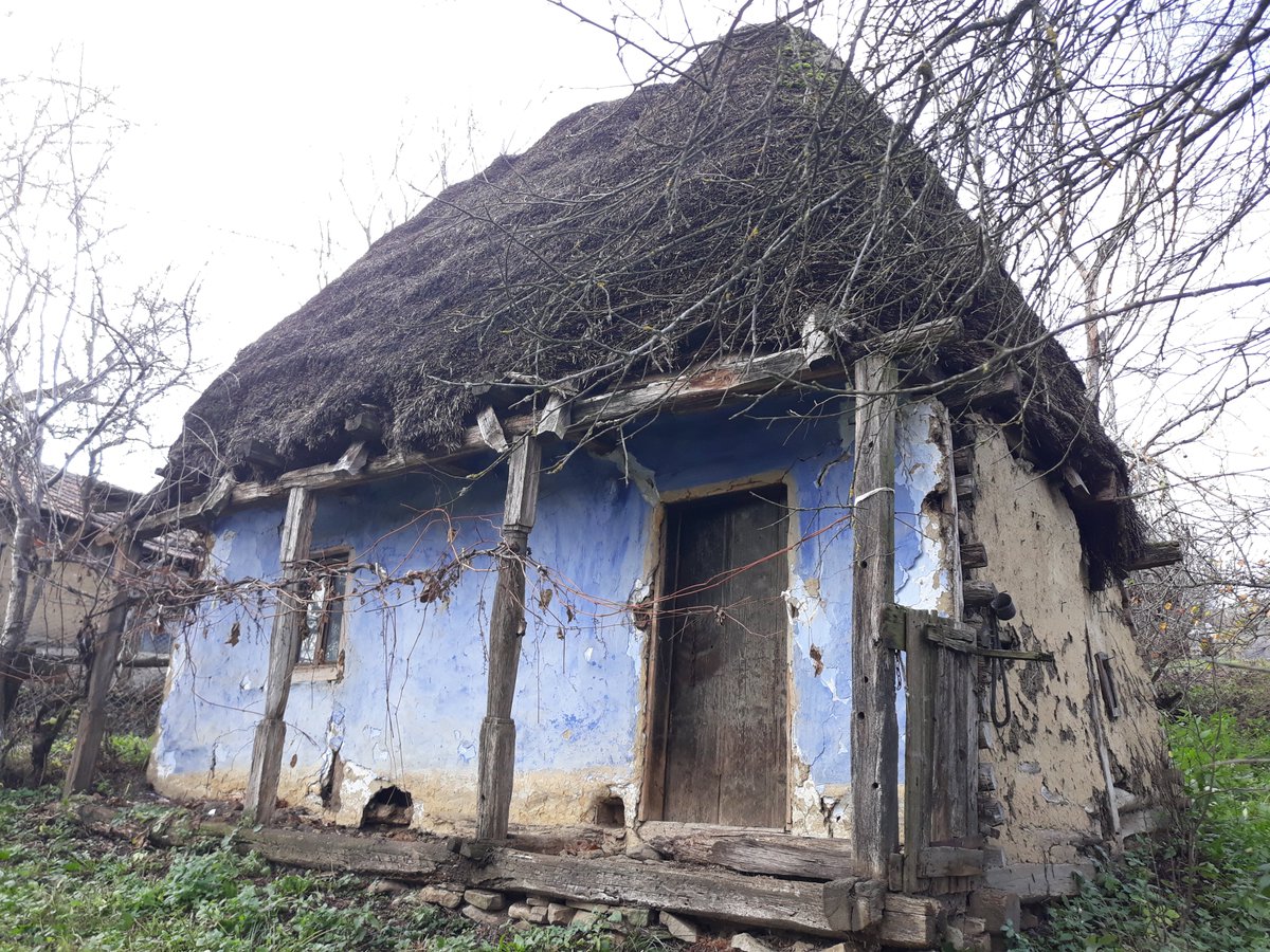 MuzeuZ's tweet photo. #Old #Blue #House from #Baica #Hida https://t.co/st6VUQISiK