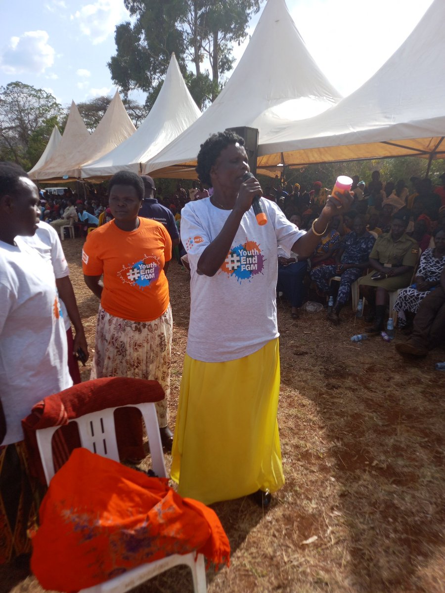 GloriaChella's tweet photo. Actionaid has continued to empower women to make smearing oils,sanitary and reusable pads amongst many things.@actionaiduganda @Shibahnams1 @global_uganda @activistaAAUkap @cherotich_hope @ug_girls @nankunda20 @AbahoBrighten https://t.co/ZyYptTjx53