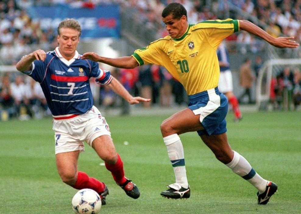 FootballFtbol1's tweet photo. #football 
#futbol 
#Brazil 
#France 
#worldcup98 
#WorldCup2022 
#Selecao https://t.co/JicWoKaXyx