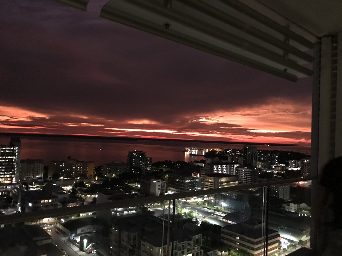 BootGordon's tweet photo. Love Living Life! 😎
Great vibes have contrast.
Simply Be ❤️☯️
#view #lifestyle #sunset #living #goodvibes #metamorphicmind #present #colour #contrast https://t.co/v4zGHco3pk