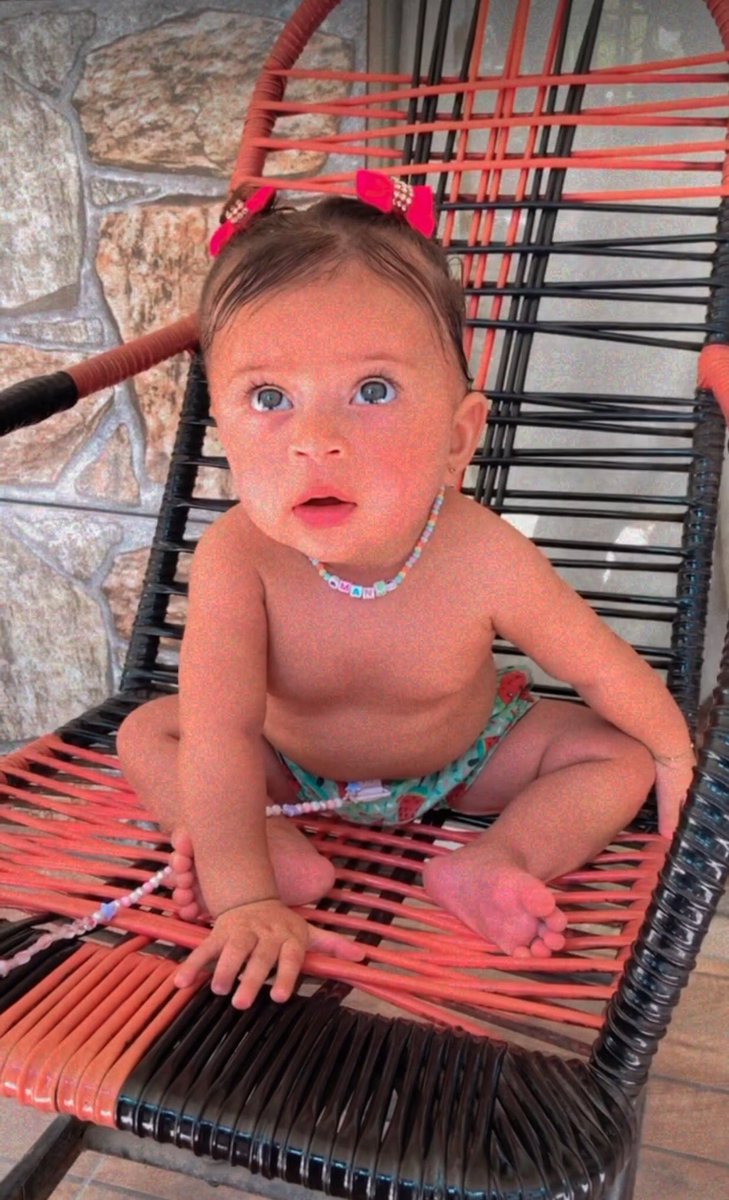 AdrianaTonassi's tweet photo. Minha filha é o sonho, mais lindo que eu REALIZEI! 🤍 https://t.co/Z35xnZ3KjQ