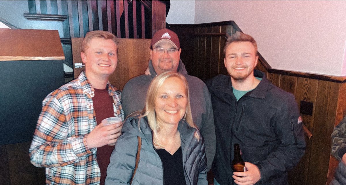 tammyod39's tweet photo. @TheBurton_Bar #BestBarBurton https://t.co/b1NPd4n13d