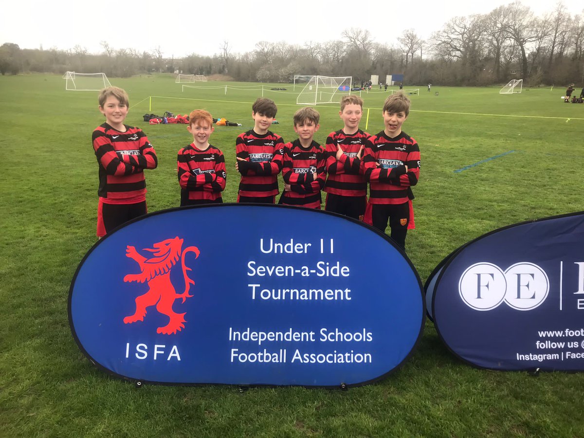 We also have this group of U11 boys out at the ISFA tournament today, good luck boys! ⚽️🌟🤩