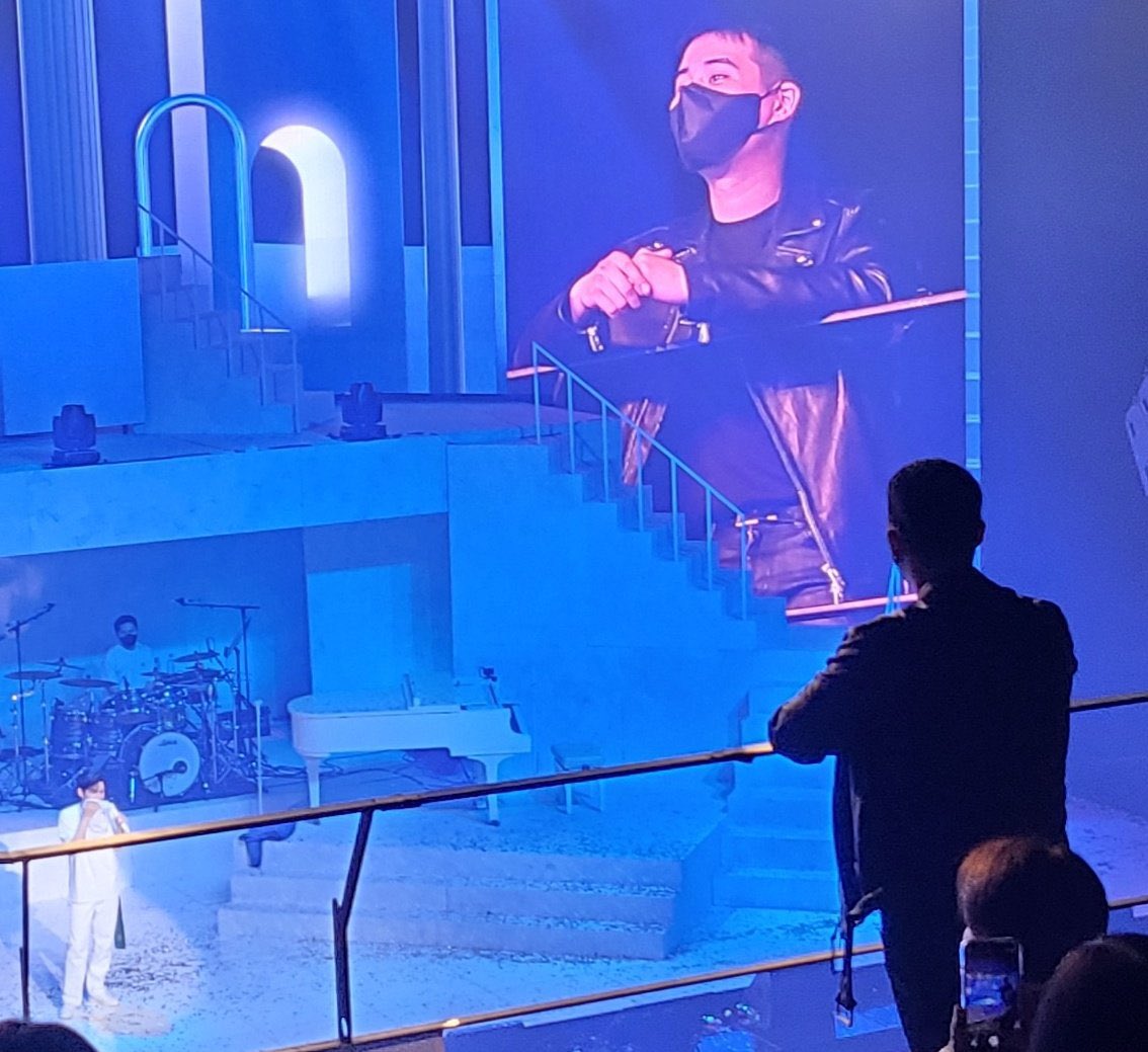 bbirongie's tweet photo. something about these pics hit me so hard https://t.co/ttEwcyGWlT