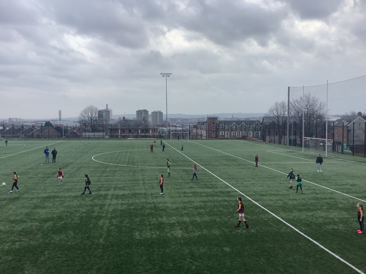 Ionad Uíbh Eachach Cultúr & Teanga tweet media