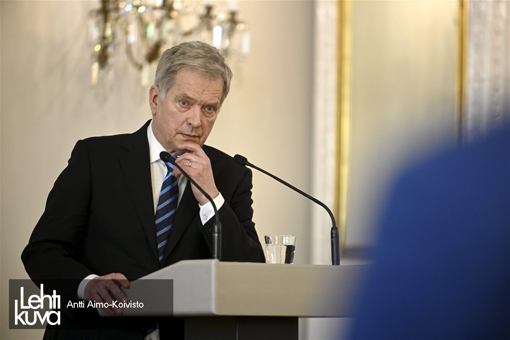 Presidentti Sauli Niinistö on keskustellut puhelimessa Venäjän presidentti Vladimir Putinin kanssa, kertoo presidentin kanslia. Keskustelu keskittyi yksinomaan Ukrainan sotaan.