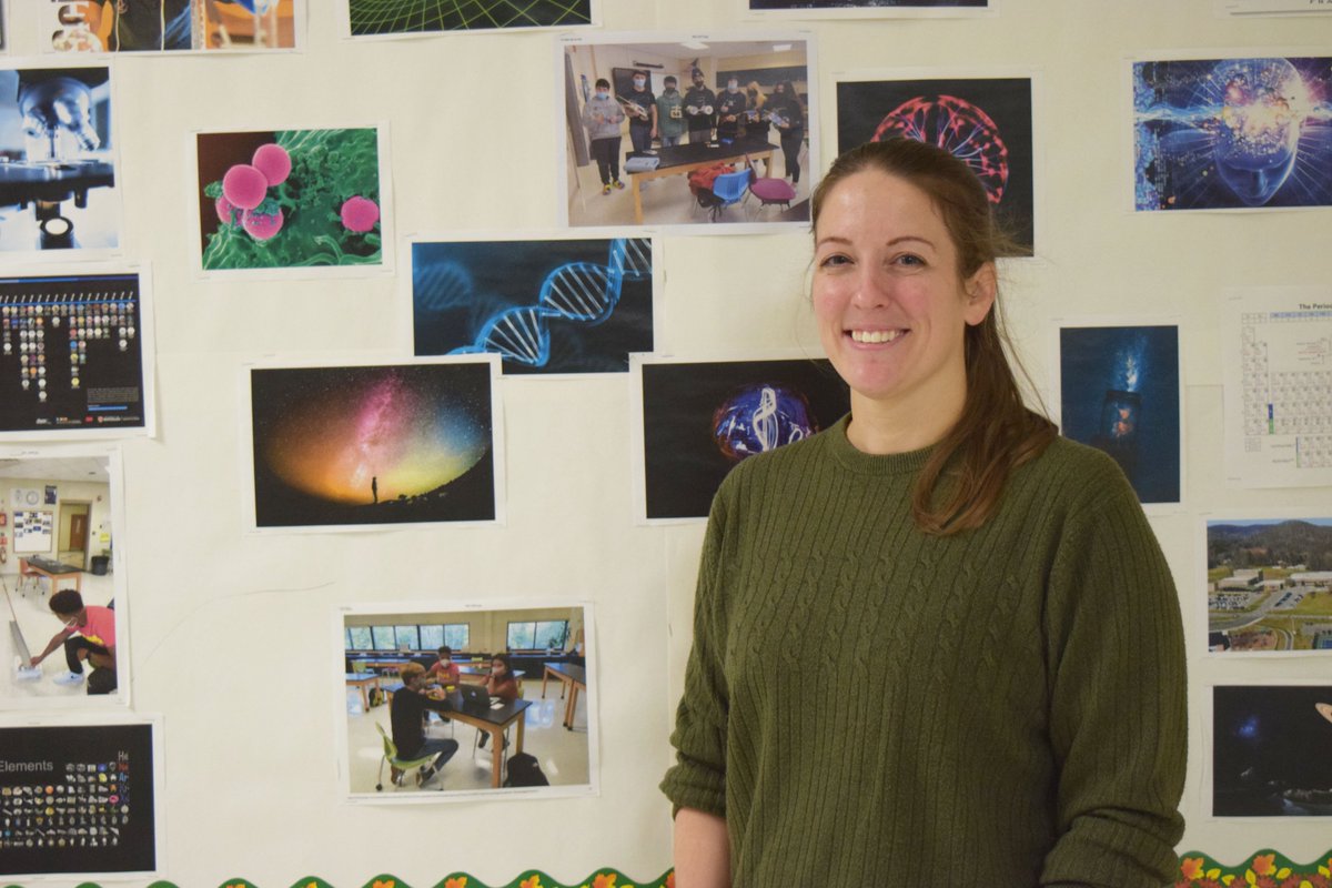 brewsterschools's tweet photo. BHS physics teacher @DrKoz_physics has received the 2022 @LHRICit TELL Award for Outstanding Innovative Teacher!

Recipients of this award have demonstrated an outstanding, innovative, or strategic approach to technology integration in their school or district #BrewsterPride 🐻💚 https://t.co/hcSA8kHYIX