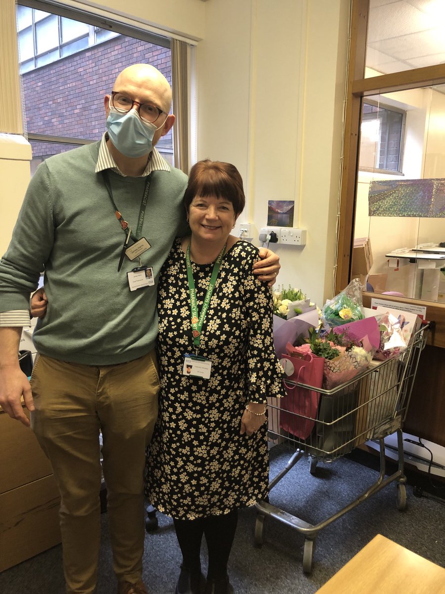 Saying goodbye to Anne Lee, the ⁦<a href="/CDDFTpharmacy/">CDDFT Pharmacy</a>⁩ secretary at Darlington after 43 years in the job. Anne was the friendly face that greeted everyone who came for interview at Darlington and will always have a place in our hearts