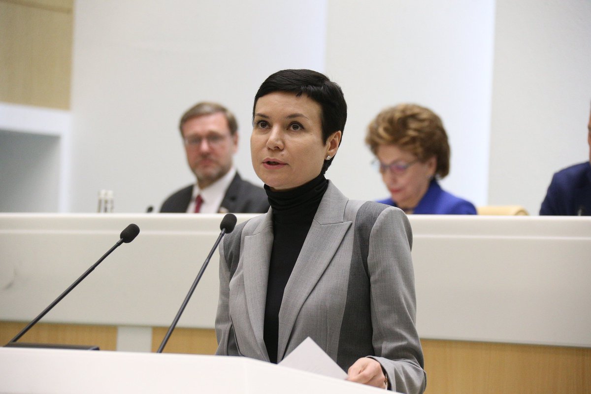 senatinform's tweet photo. Представителем СФ в Конституционном суде стала сенатор Рукавишникова

Соответствующее Постановление СФ принято на 521-м пленарном заседании верхней палаты https://t.co/NW6rrUH9yn https://t.co/JSENs3EwvX
