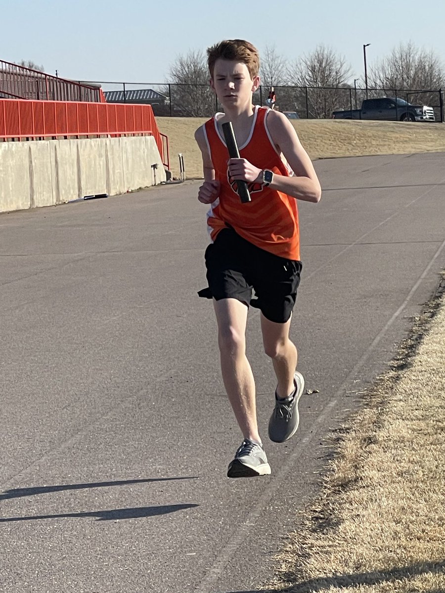 DCHS Track and Field tweet media