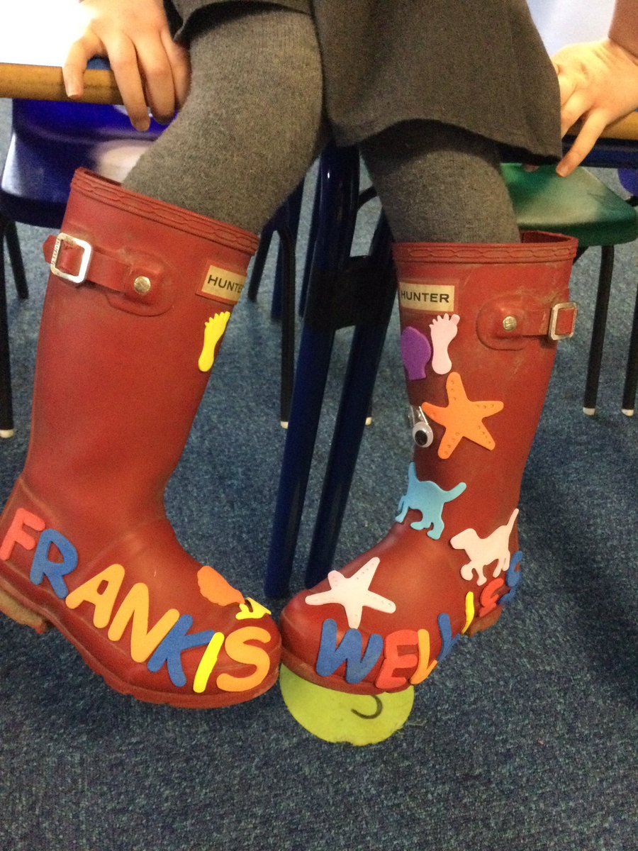 Keresforth_PS's tweet photo. Look at some of the amazing Wellies in Class Goldsworthy today!
@Bayer4CropsUK  @LEAF_Education https://t.co/lYaoVcqtgt