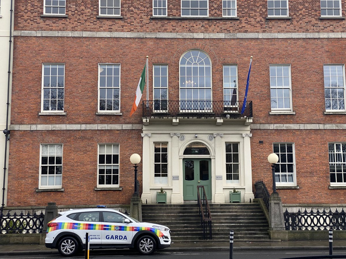 JamesBrowneTD's tweet photo. A welcome visit by the ⁦@gardainfo⁩ Pride car to the ⁦@DeptJusticeIRL⁩ offices today. Gardai and Dept of Justice continuing to highlight importance of acceptance of diversity in our communities. https://t.co/tVHfCrLBLP