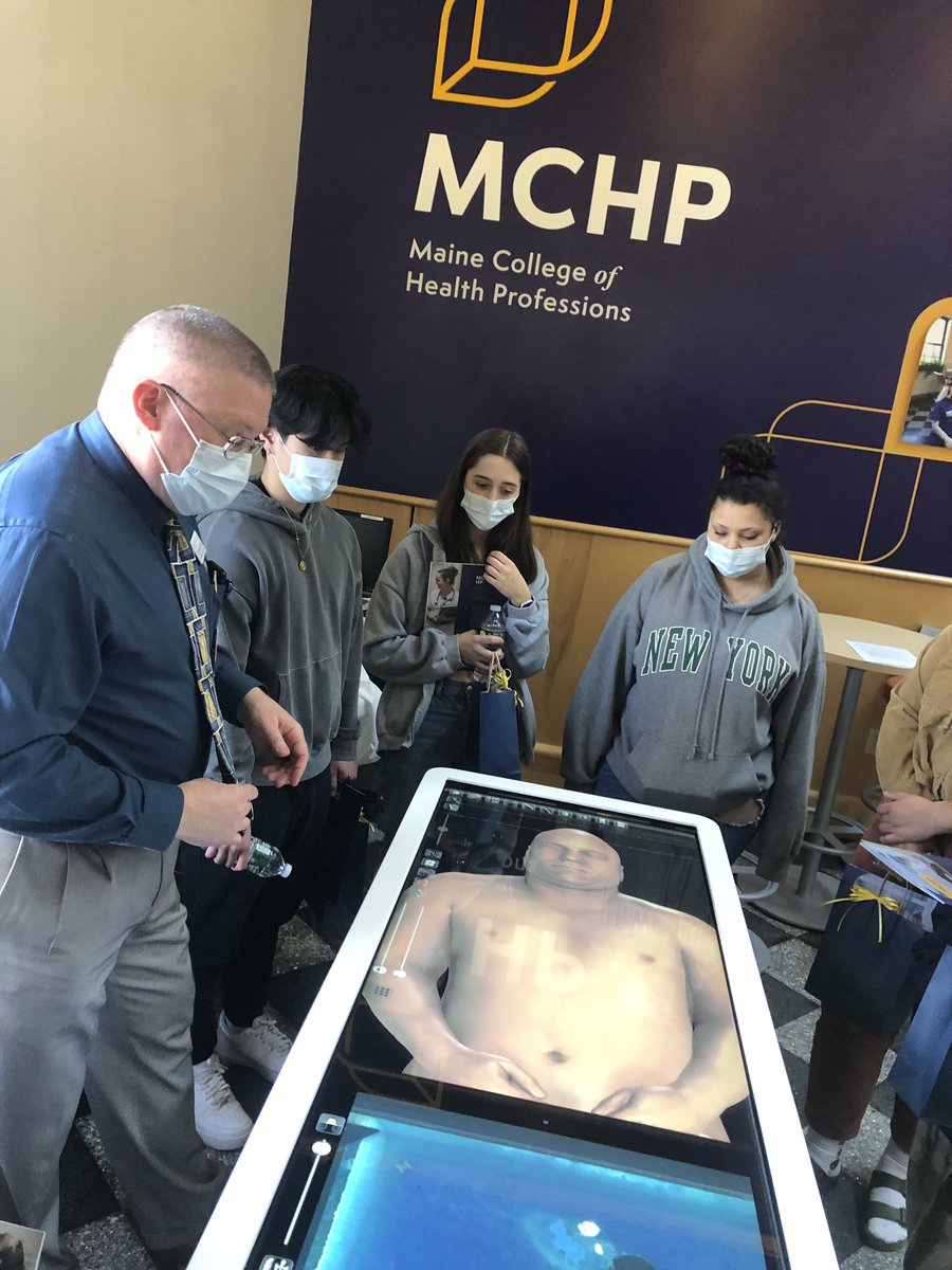 LRTC4ME's tweet image. What’s an #AnatomageTable you ask?! It’s a digitalized human cadaver and our students in our Exploring Healthcare Professions program visited the the Maine College of Healthcare Professions and got to examine one. They also got to explore the college and see what it had to offer!