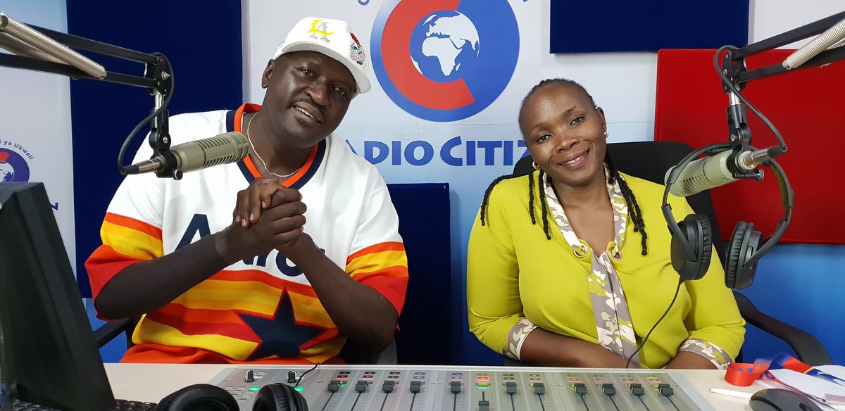 RadioCitizenFM's tweet photo. Ni jioni nyingine maridadi na ni matumaini yetu kwamba siku yako imekuendea vyema na popote ulipo karibu kwenye #DriveOnReloaded naye @abdimunai @tinaaogal @jarednyambega #DriveOnReloaded #RadioNumbeOne https://t.co/07nURx7hDh