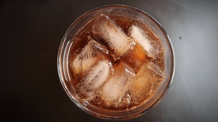anthonysaer024's tweet photo. Wanted to go out, chill and tagay a bit.
Changed my mind. Diri nalng kos balay. Ubani kog tagay aw. ✌️😅🍸#RumCola https://t.co/qzedCv3iDO