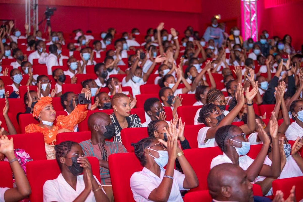 Ivoire_eSports's tweet photo. J'ai pris part au lancement à la 5ème édition de la Caravane de L’entrepreneur sous le Thème : “Femme, entreprendre sans complexe” organisé par la fondation Kaydan. 

C'est une initiative qui pourra contribuer à l’émergence des championnes nationales de demain de notre nation. https://t.co/PImz0MAbV7