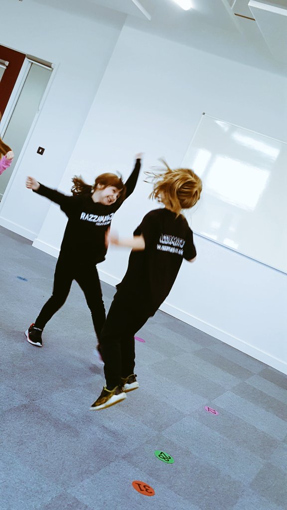 RazzHorsham's tweet photo. Excited for Razz tomorrow!!#thegiftofconfidence #believeinyou #horsham https://t.co/pCVYjEQ18P