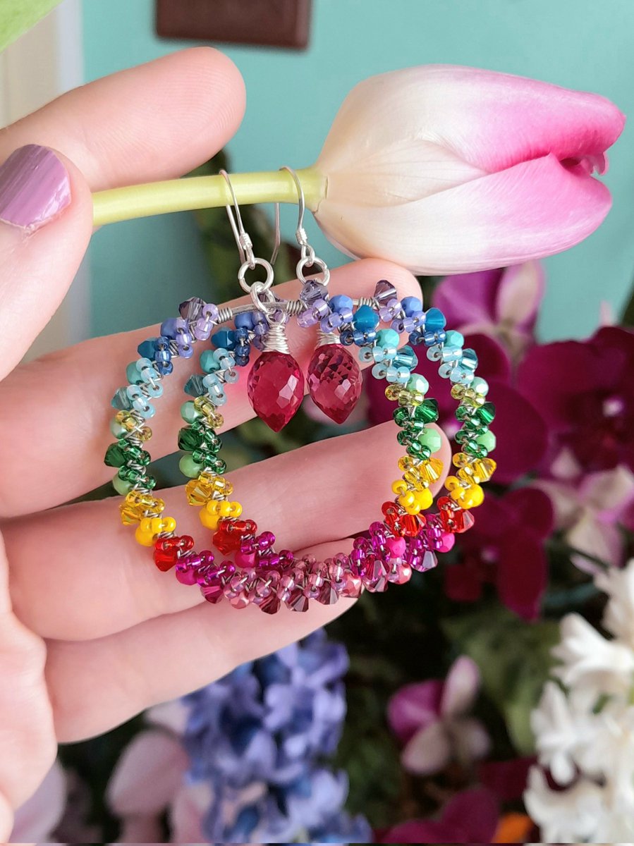 This luxury rainbow pair is new in the shop. Handmade with Swarovski crystals, Czech glass beads, Miyuki seed beads and Rubellite Quartz briolettes. 💖🌈