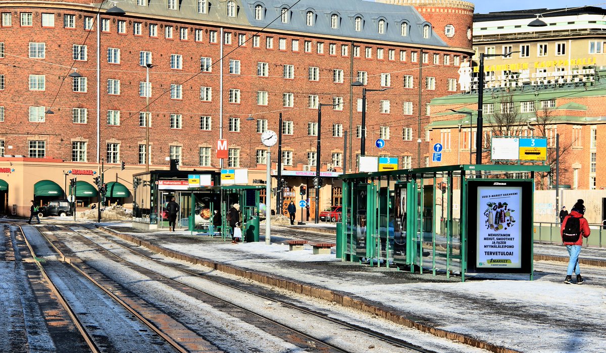 Kysy itseltäsi: Voisinko elää ilman autoa? Autottomuudella tai autoilun vähentämisellä on valtavia henkilökohtaisia etuja ja niillä on myös myönteisiä vaikutuksia ympäristöön. Lue lisää nettisivuiltamme: whimapp.com/helsinki/autot…