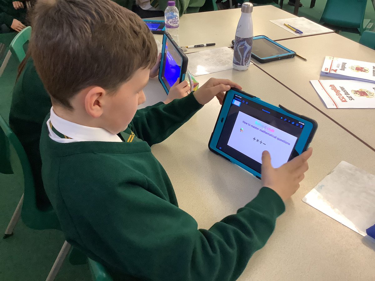 OLSSTweets's tweet image. Designing and animating our own maths problems on PowerPoint #ICT #ketnotes