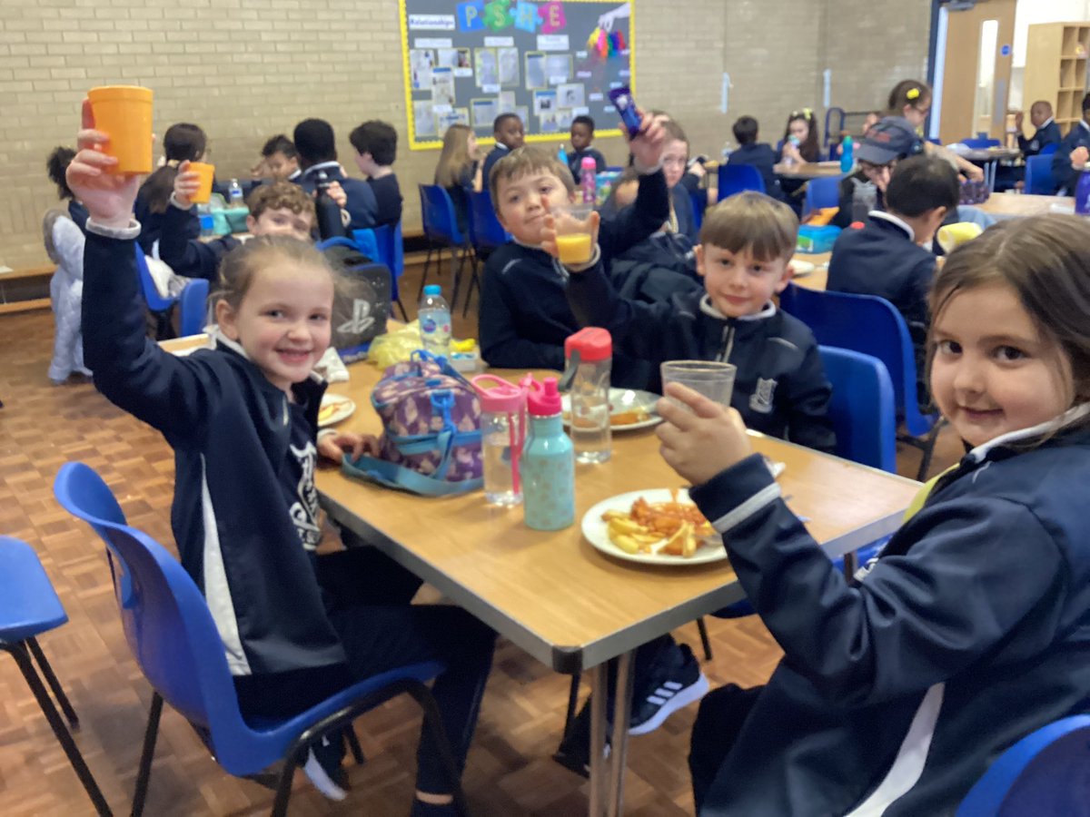 StSebastiansPri's tweet photo. Big congratulations to our tables of the week in the hall at lunchtime.
#Stsebs #PHSE https://t.co/xQ9tHlkR6X