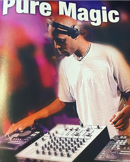 4LibertyRecords's tweet photo. From the archives. 

A DJ, producer, songwriter, pioneer that needs no introduction. 

Who can name this Teem member? 

#4LibertyRecords #UKGarage #TheDreemTeem #PirateRadio #KissFMUK #GalaxyNetwork #BBCRadio1 https://t.co/pChLRRuEKA