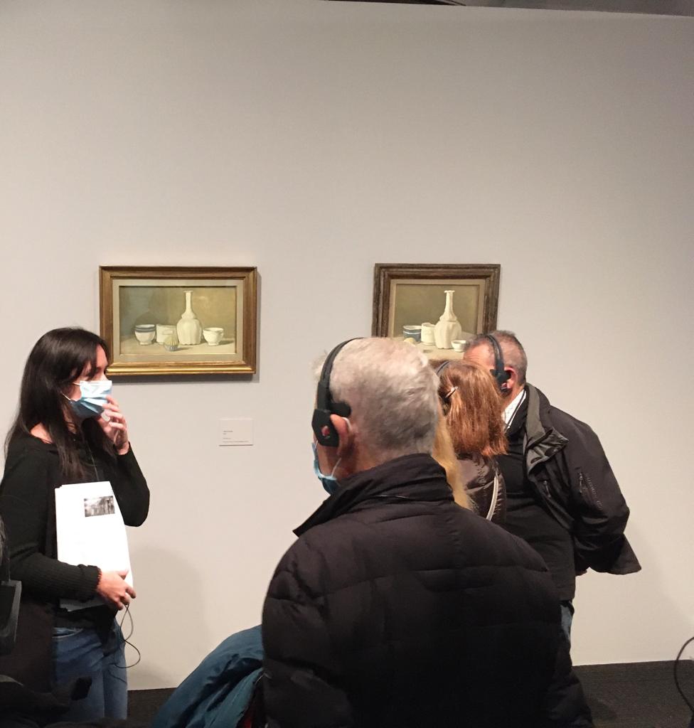 FCLP_Fundacio's tweet photo. 🎨Visita a l’#ExpoMorandi dels participants del #ProgramaREMS l’#espaiSocial de Barcelona - Prosperitat. 🎉Gaudim de la #cultura! https://t.co/WxjKLaRWUD