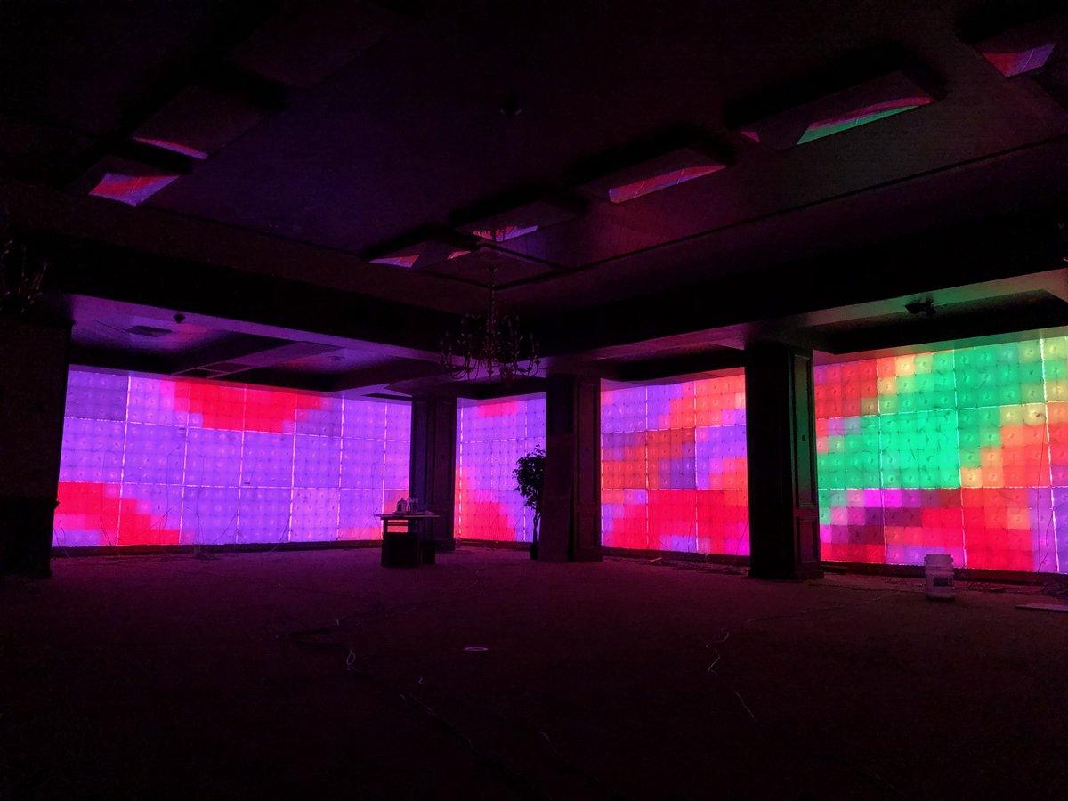 CuratedStoreFRT's tweet photo. Join us in asking our local and state gov for their support to bring digital art infrastructure to Akron to stimulate the creative economy, tourism and commercial development @DrVernonSykes @kristinaroegner @RepWeinstein @EmiliaSykesOH @RepGalonski @RoemerBill #capitalcampaign https://t.co/6c7oZJUoq4