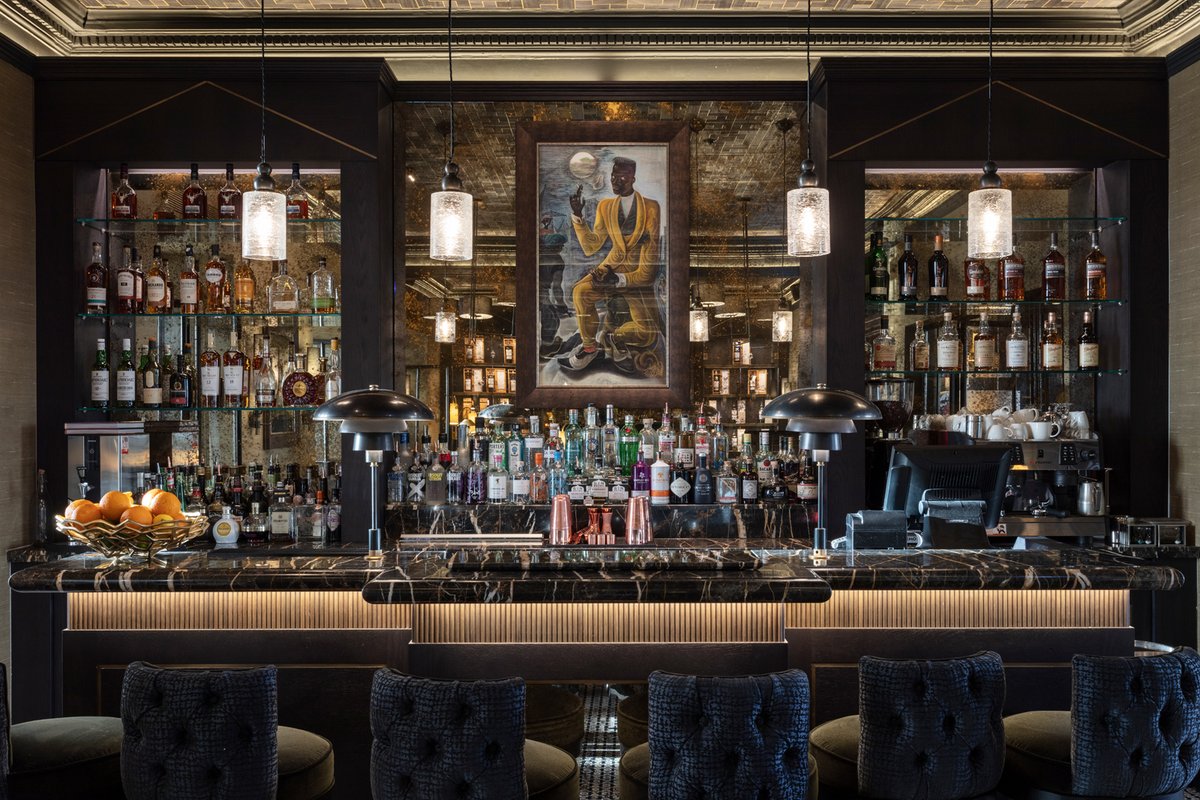 With drop dead gorgeous interiors throughout its rooms, bar, restaurant &amp; granite suite ballroom you could be earning while you learn in luxury on our apprenticeship. 16 to 25 years olds may be eligible for paid apprenticeship places here ow.ly/orMC50HI5Fo #aberdeenjobs