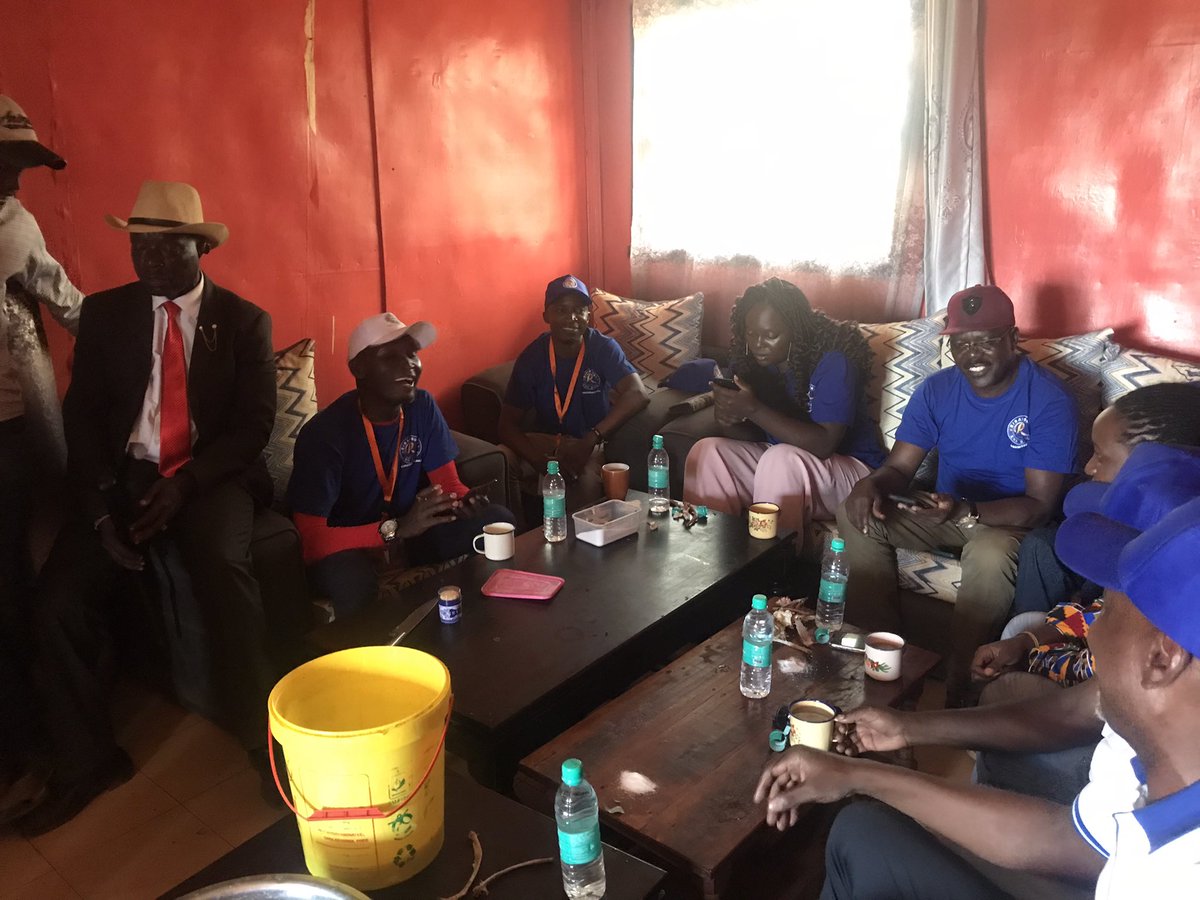 2022Sibanduki's tweet photo. Our able team was invited to Kibiko by the grassroot leaders and elders, where they delibarated on how to push Baba’s @RailaOdinga agenda. #sibanduki #azimiolaumoja #BabaThe5TH https://t.co/qzAgHeEwRM